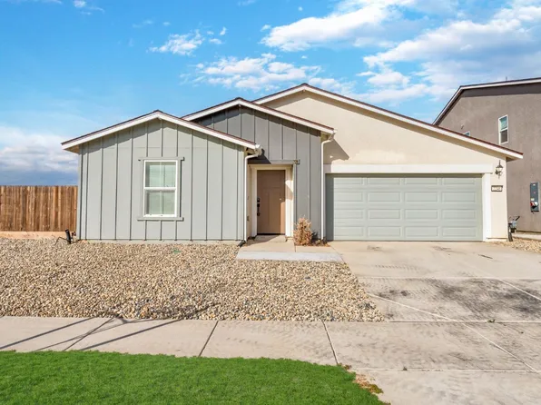 2246 Luna Ct, Los Banos, CA 93635