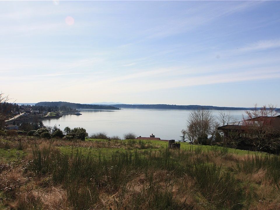 1st image of 32 Silver Beach Dr