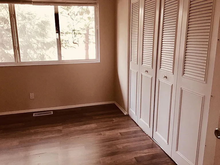 3677 Kenbrooke Ct — Photo 20