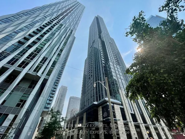 11 Yorkville Ave, Toronto, ON
