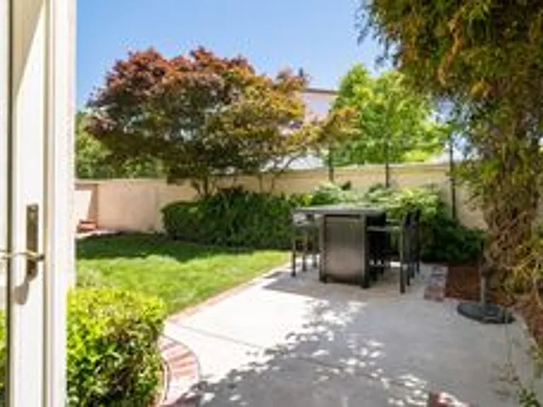 34 Woodbridge Way — Photo 28