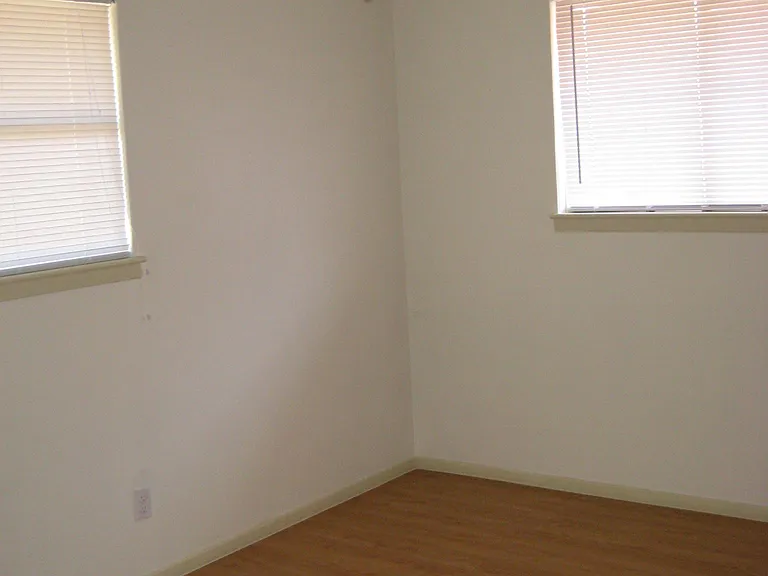 1901 Ashby Ave — Photo 18