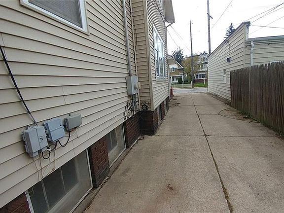 4th image of 9715 Denison Ave
