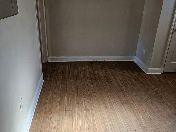 4th image of 4014 Balfern Ave