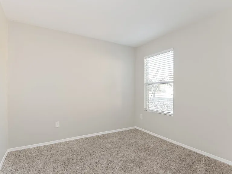 1123 W Calle Del Libro Dorado — Photo 13