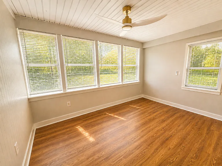 1506 Swainey Ave — Photo 11