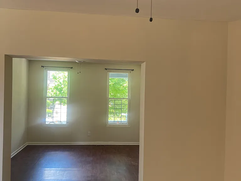 931 Brooks Ln #1 — Photo 16