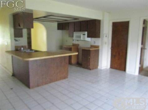 3rd image of 757 Sunset Vista Dr