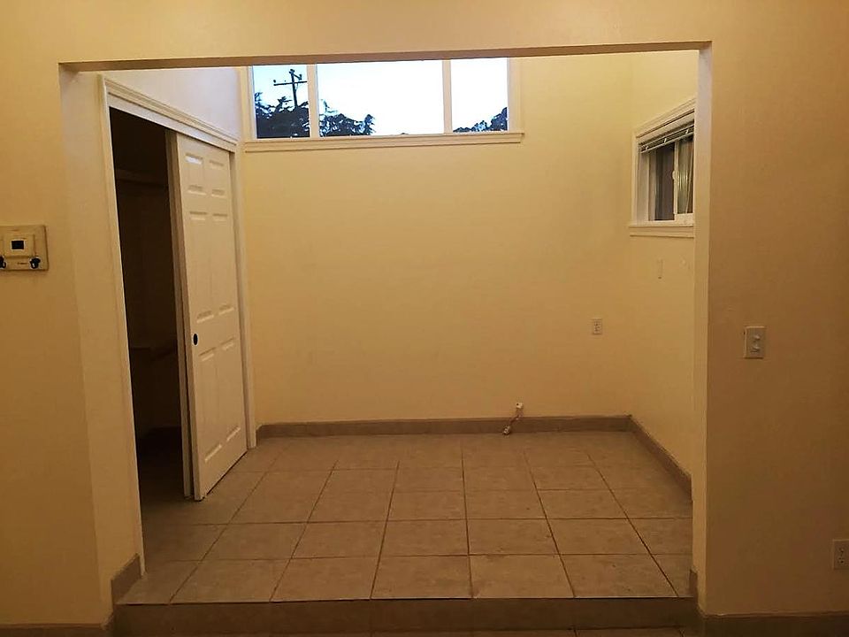 2nd image of 601 Capitola Ave Ste B