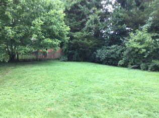 7434 Nigh Rd, Falls Church, VA 22043