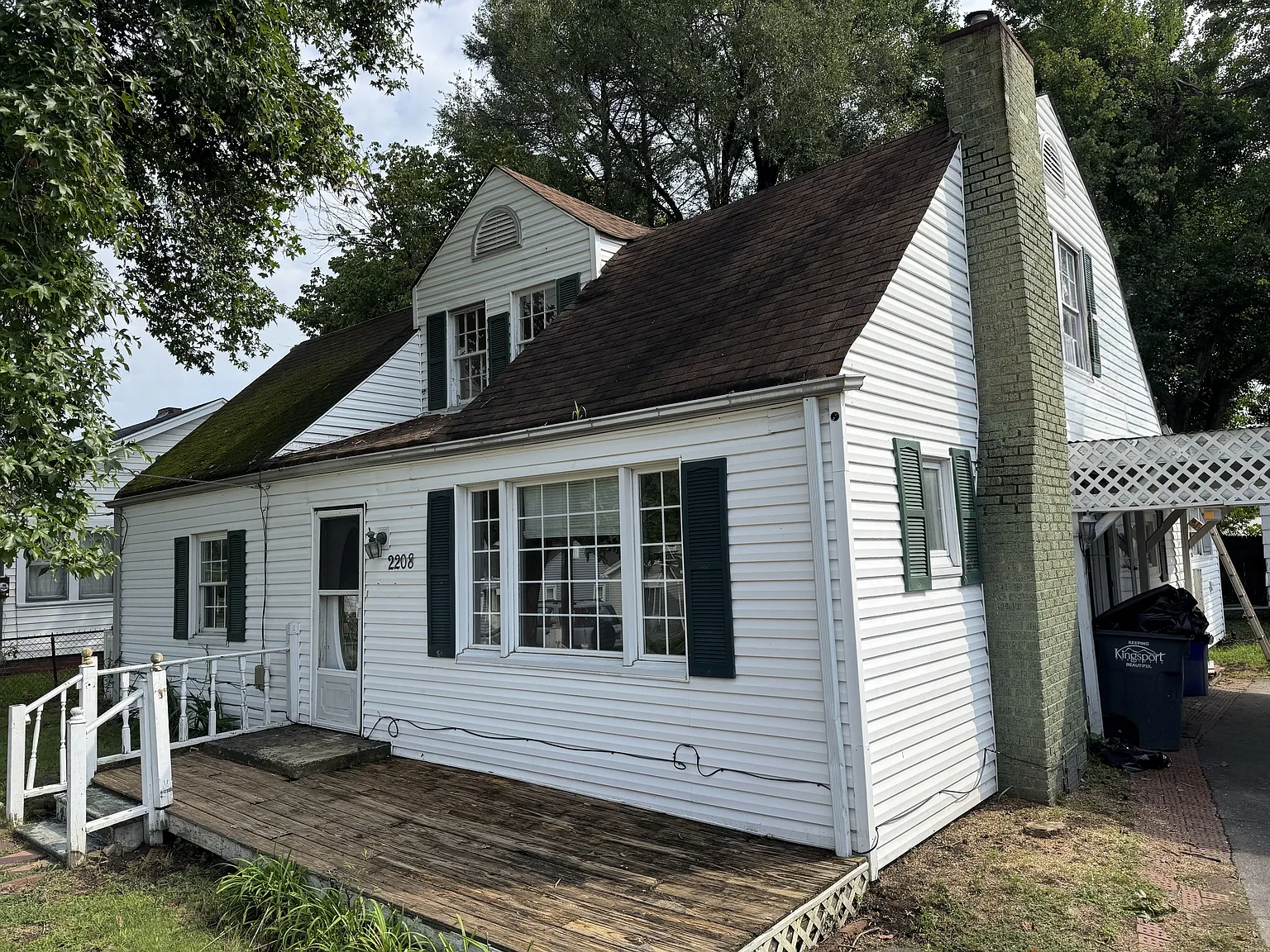 4 bed, 1924 sqft, $1,600 — Photo 1