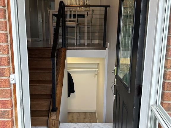 2nd image of 923 Purcell Cres