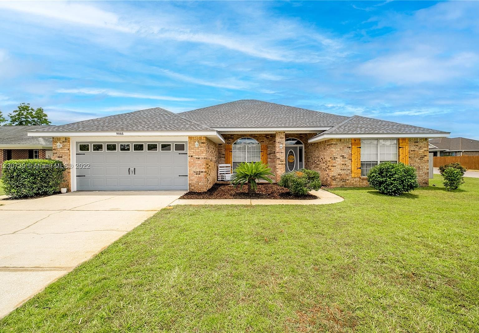 9866 Parker Lake Cir, Navarre, FL 32566 Zillow