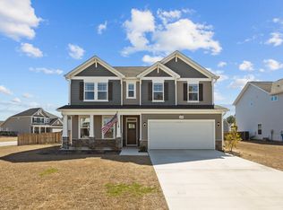 208 E Red Head Cir, Sneads Ferry, NC 28460