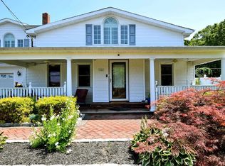 391 Washington Ave, Patchogue, NY 11772