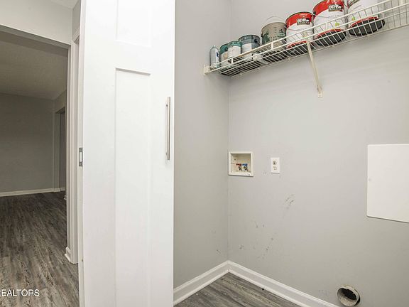 5th image of 2340 Dodson Ave