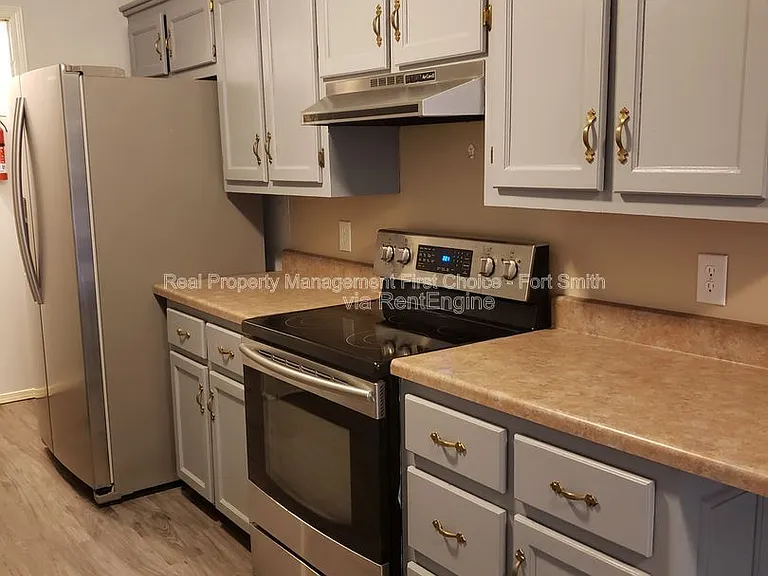 1312 N 25th St — Photo 3