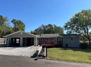 802 S 6th Ave, Ozark, MO 65721