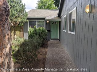 2431 NE Saratoga St, Portland, OR 97211