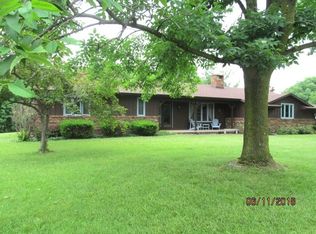 810 Partridge Point Rd, Metamora, IL 61548
