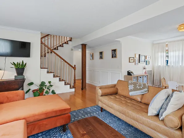 2304 Brittany Dr, Nashville, TN 37206