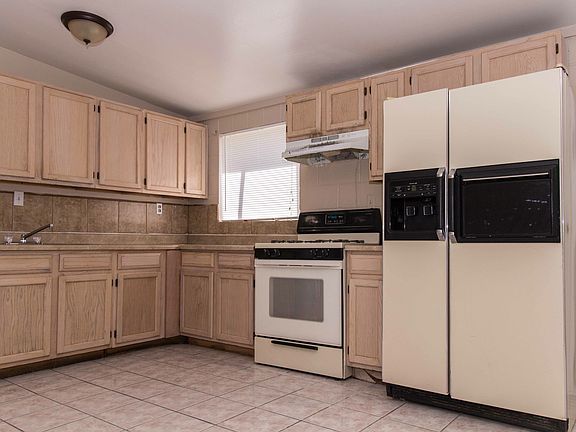 5th image of 1405 Ingraham St