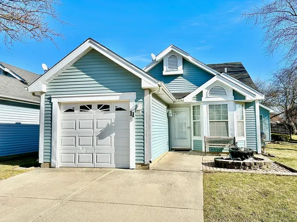 11 Rugby Ct, Glendale Heights, IL 60139