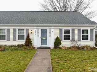 208 Rossmoor Dr #A, Monroe Township, NJ 08831