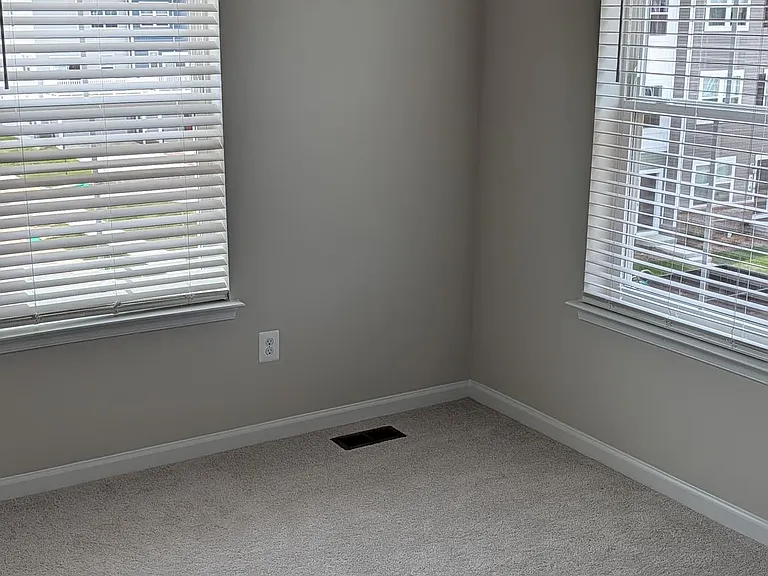 237 Swan Field Ave — Photo 34