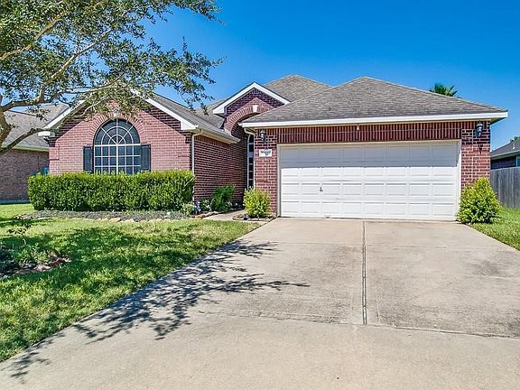 2nd image of 24526 Blane Dr