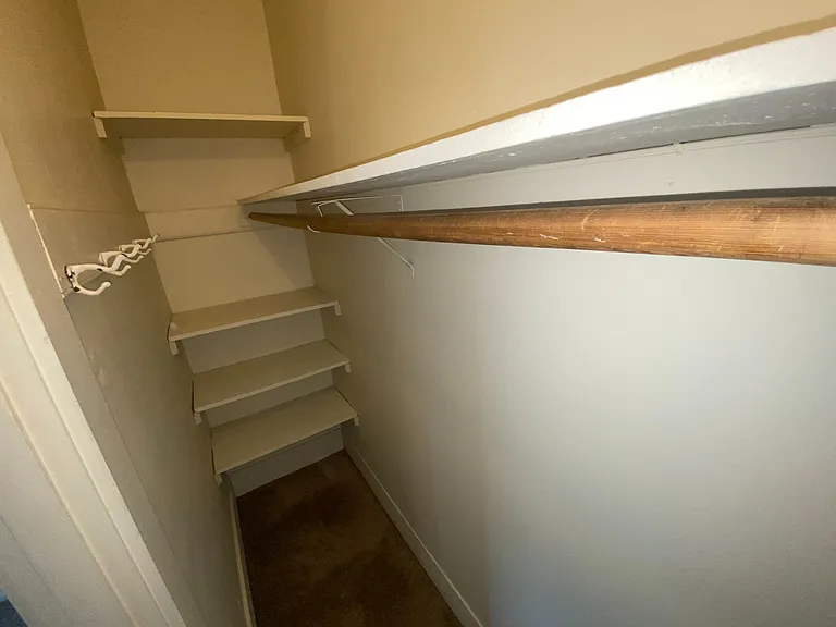 2409 NE Martin Luther Xing #201 — Photo 14