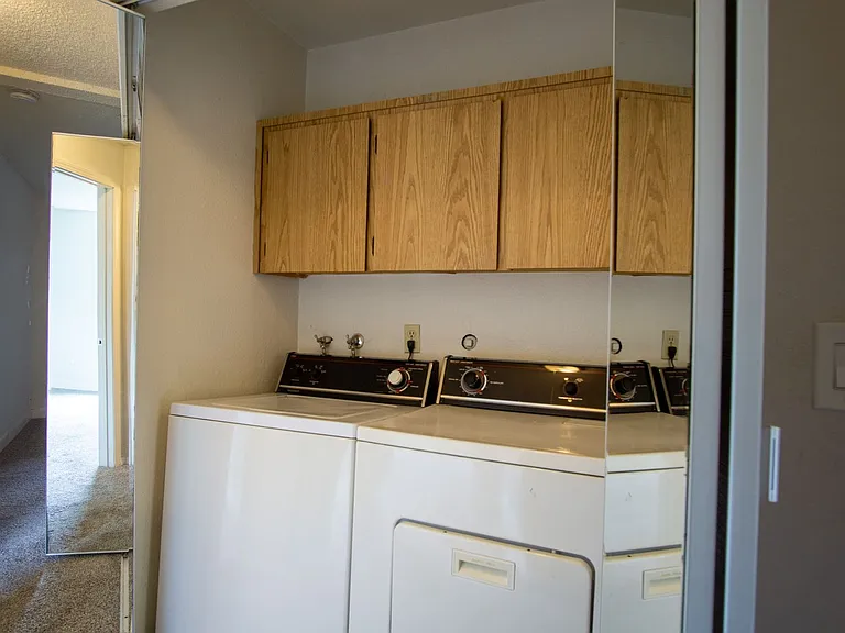 12155 SW Spur Ct #A — Photo 10