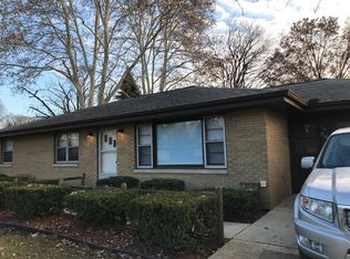 2102 Mayfield Ave, Joliet, IL 60435