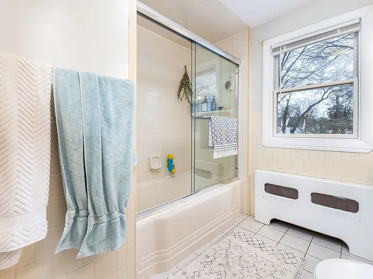 31 Stoddard Ave — Photo 12