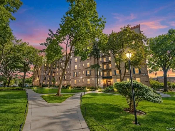 51-42 30th Avenue #4J, Woodside, NY 11377