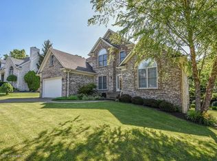 4409 Saratoga Hill Rd, Louisville, KY 40299