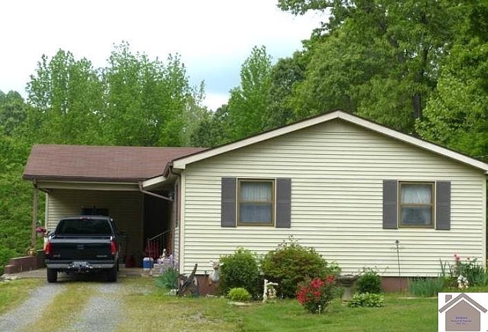 1st image of 377 Cactus Dr