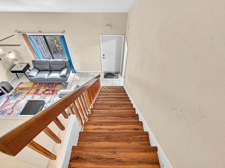 10240 NW 33rd Pl — Photo 16