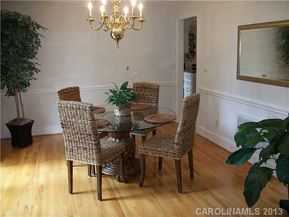 5th image of 2301 Sweet Bay Ln