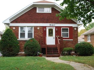 810 Wilcox St, Joliet, IL 60435