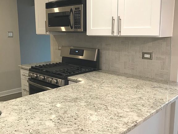 5th image of 13613 S Lamon Ave APT 624