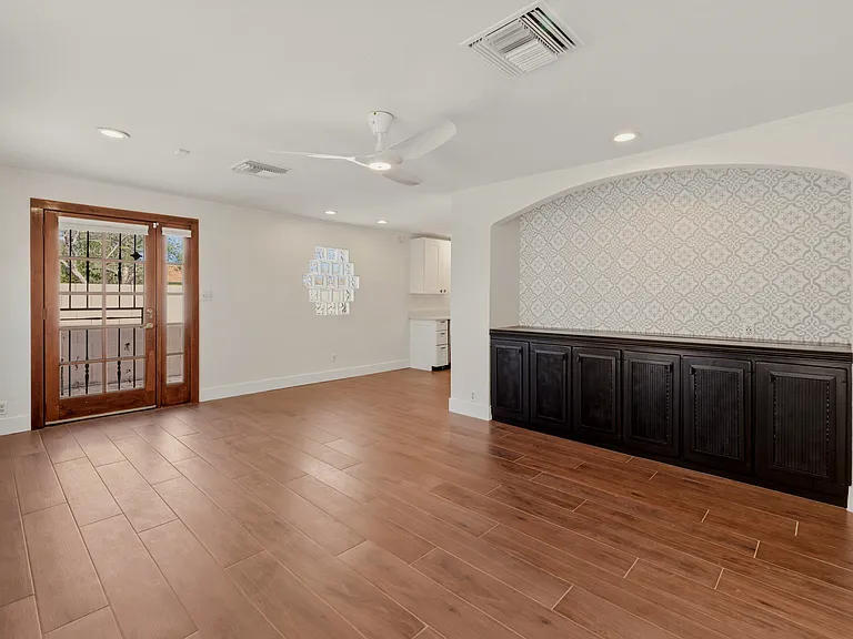 2241 E Harvard St — Photo 5