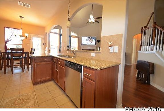3rd image of 5402 Holly Oak Ln