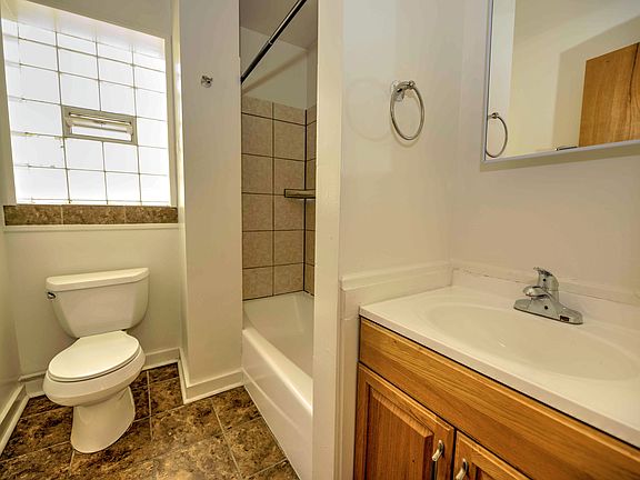3rd image of 6349 S Kedzie Ave #3F