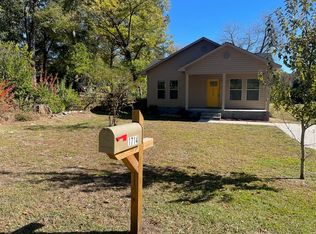 1714 Gordon St, Camden, SC 29020