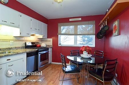 5th image of 4854 N Paulina St