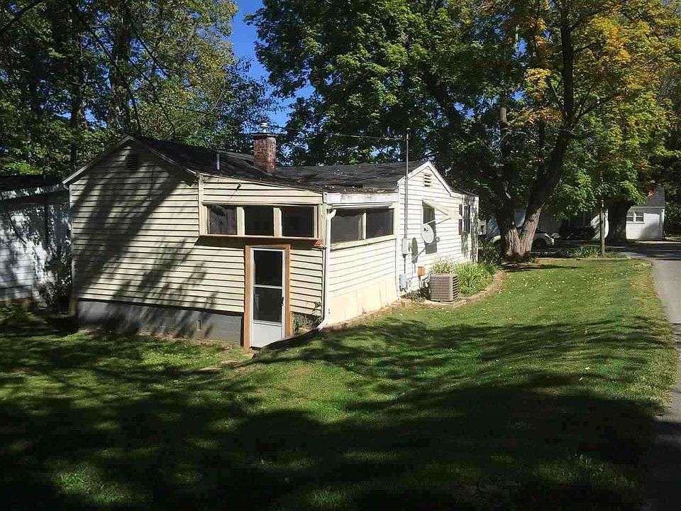1st image of 1325 N Woodburn Ave