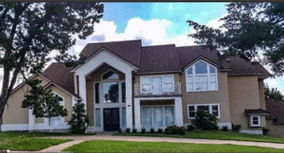1st image of 1260 Regents Park Ct