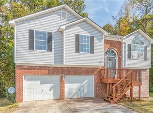 2176 Cold Springs Cir, Lithonia, GA 30058