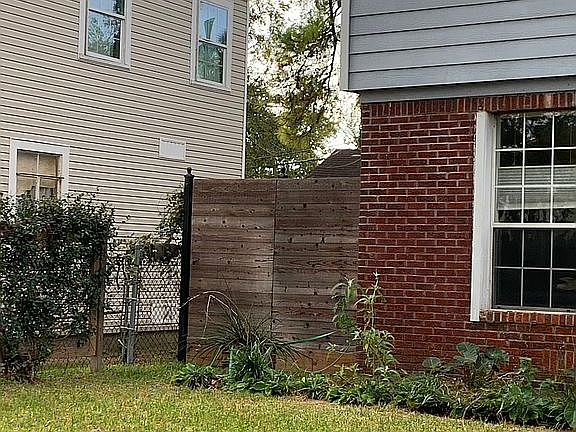5th image of 3810 Southmore Blvd